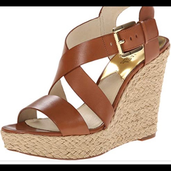 Michael Kors Shoes - The iconic Michael Kors Giovanni Wedge